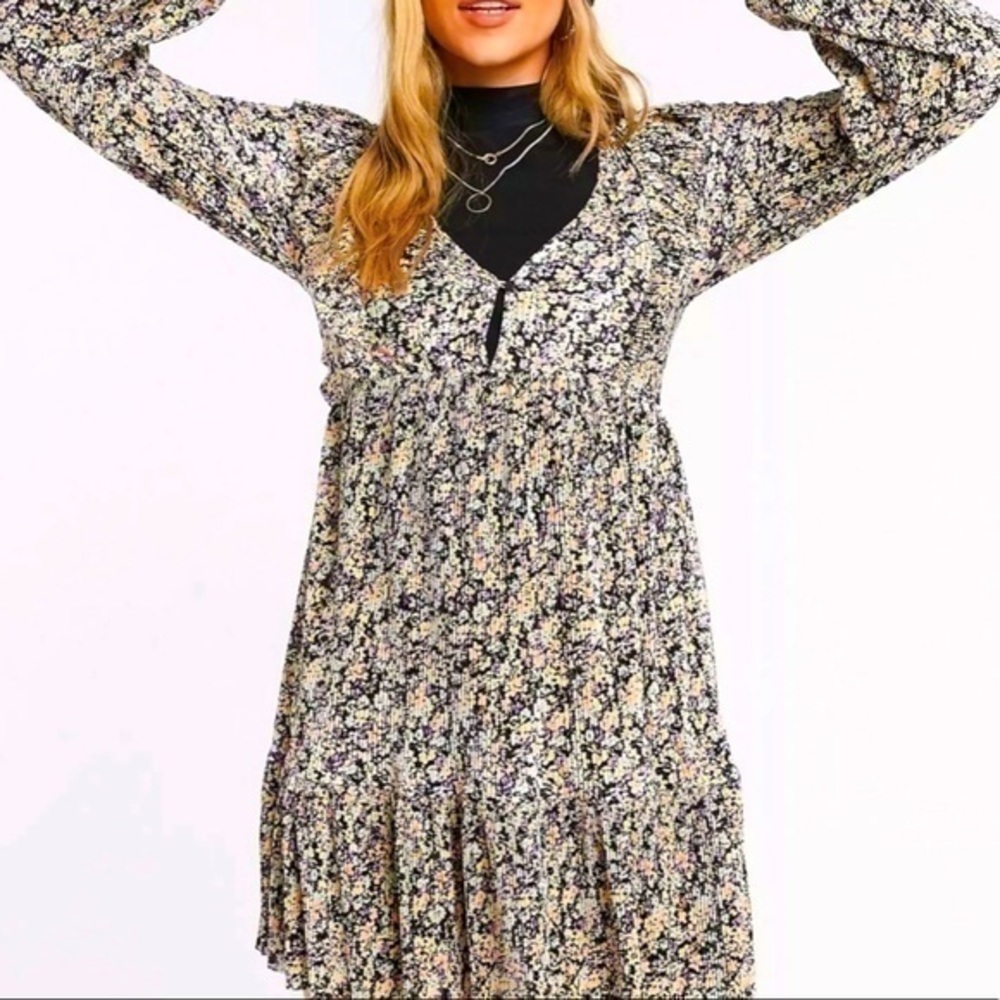 Pull & Bear ASOS plisse mini smock dress in pink floral print L gently preloved - Picture 14 of 14